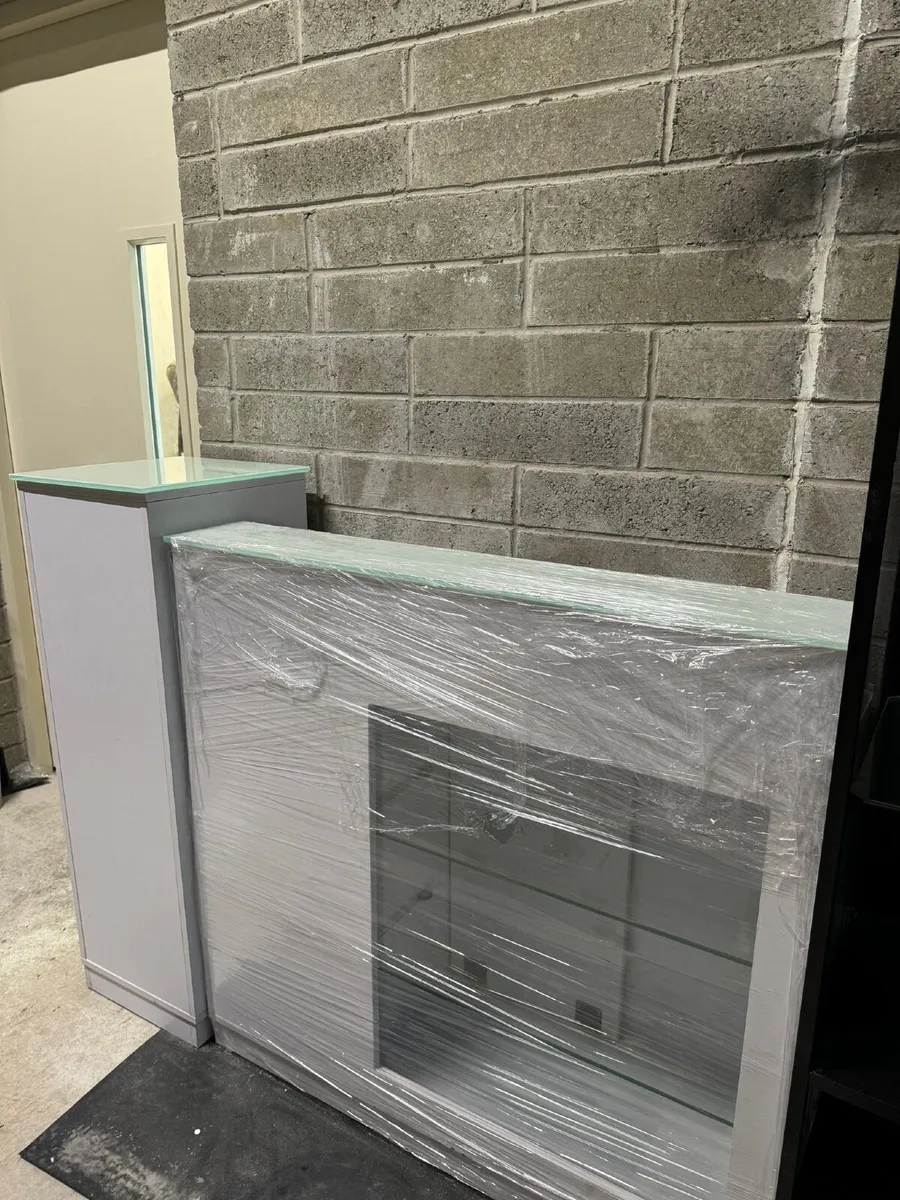 Reception counter - Image 4