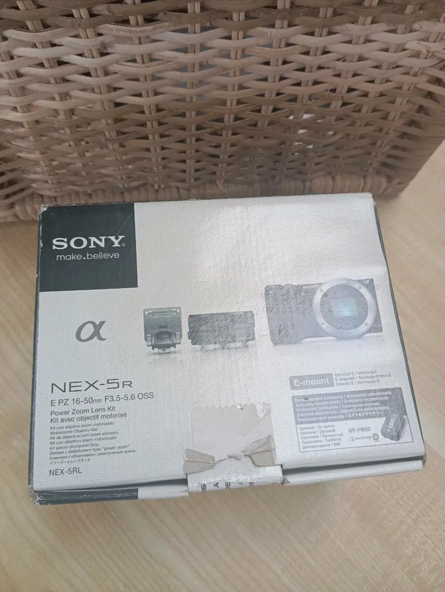 Sony NEX -5r camera - Image 4