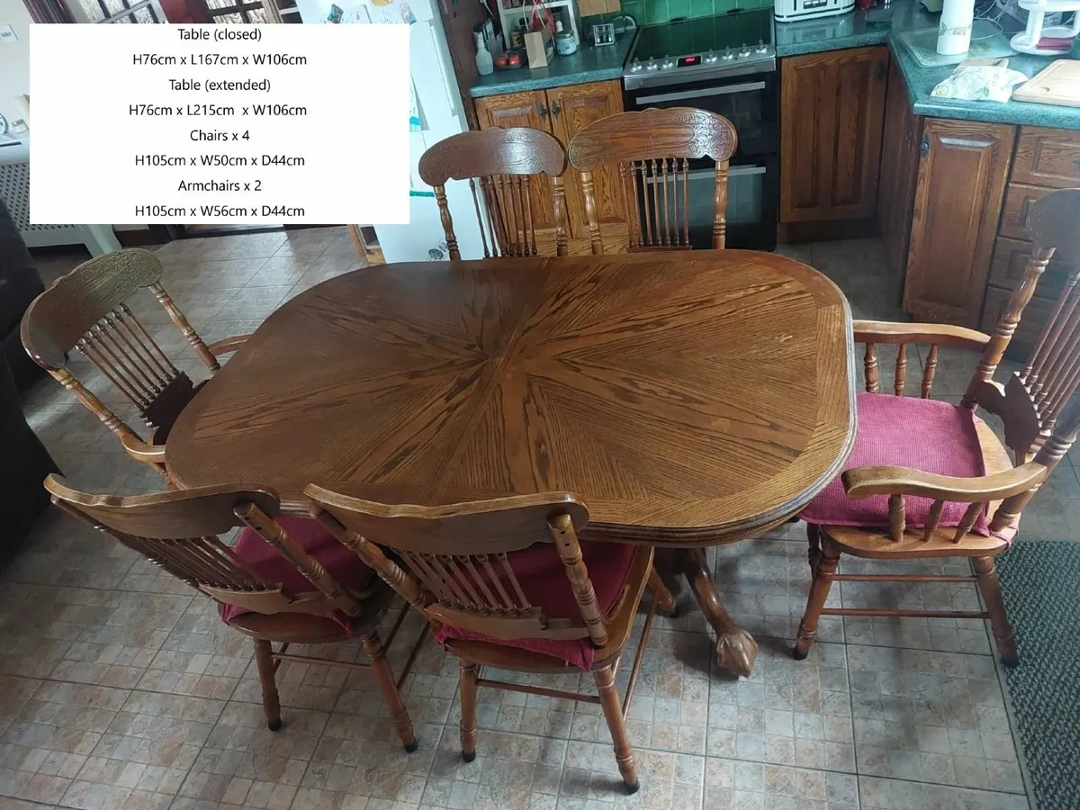 Extendable Kitchen Table with 6 Chairs