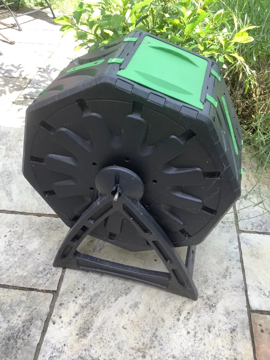 Tumbler compostor - Image 1