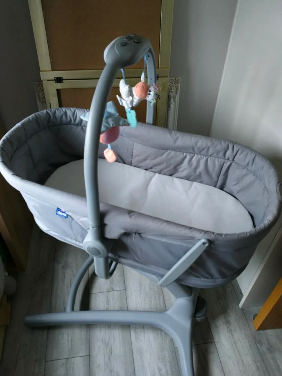 Chicco Hug 4 in 1 - Image 2