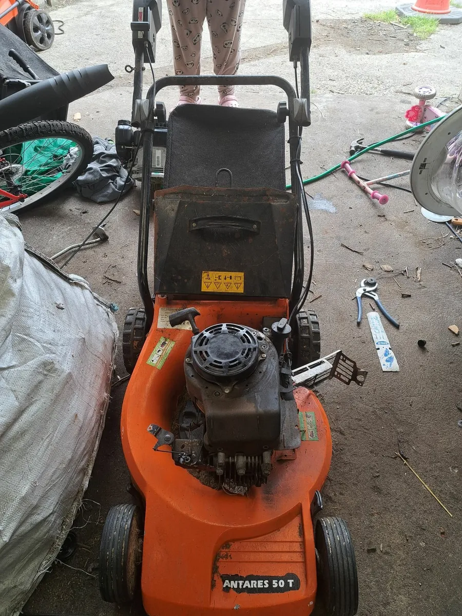 Lawnmower