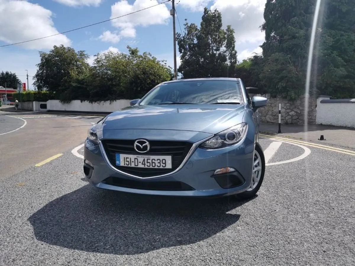 2015 Mazda 3 - Image 4