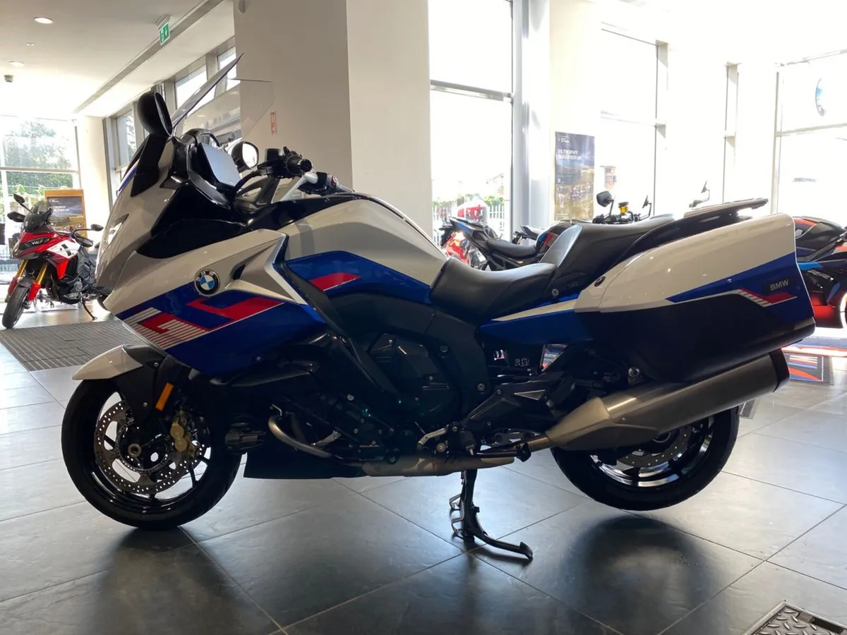 2022 BMW K1600GT SE with Comfort Package - Image 2