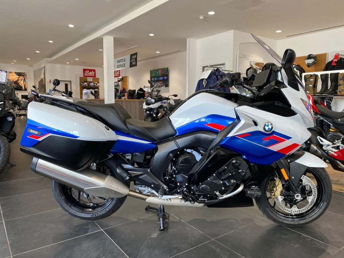 2022 BMW K1600GT SE with Comfort Package - Image 1