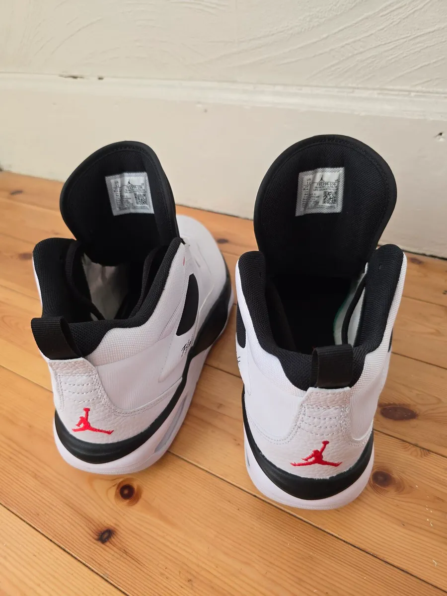 Jordans Stay Loyal - Image 2