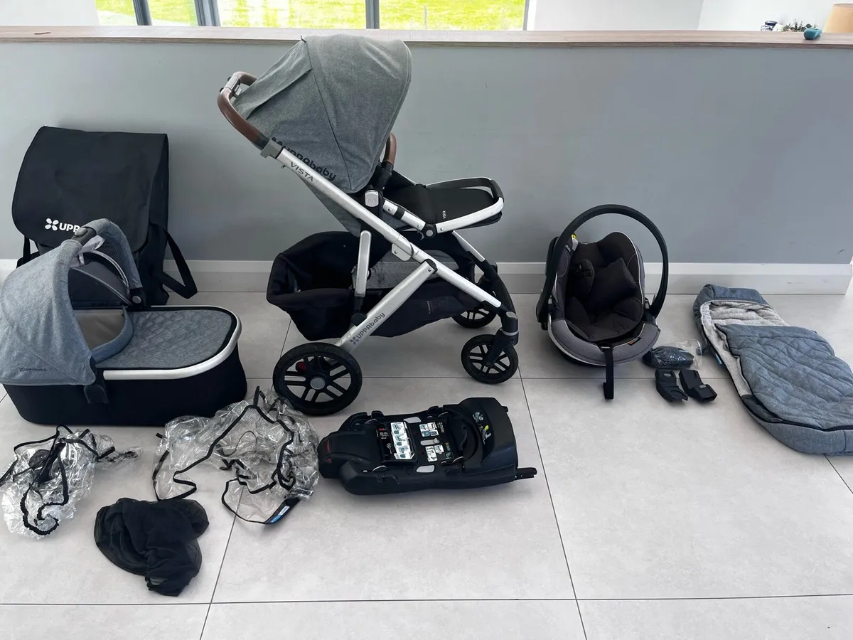 Uppababy V2 & Car Seat - Image 2