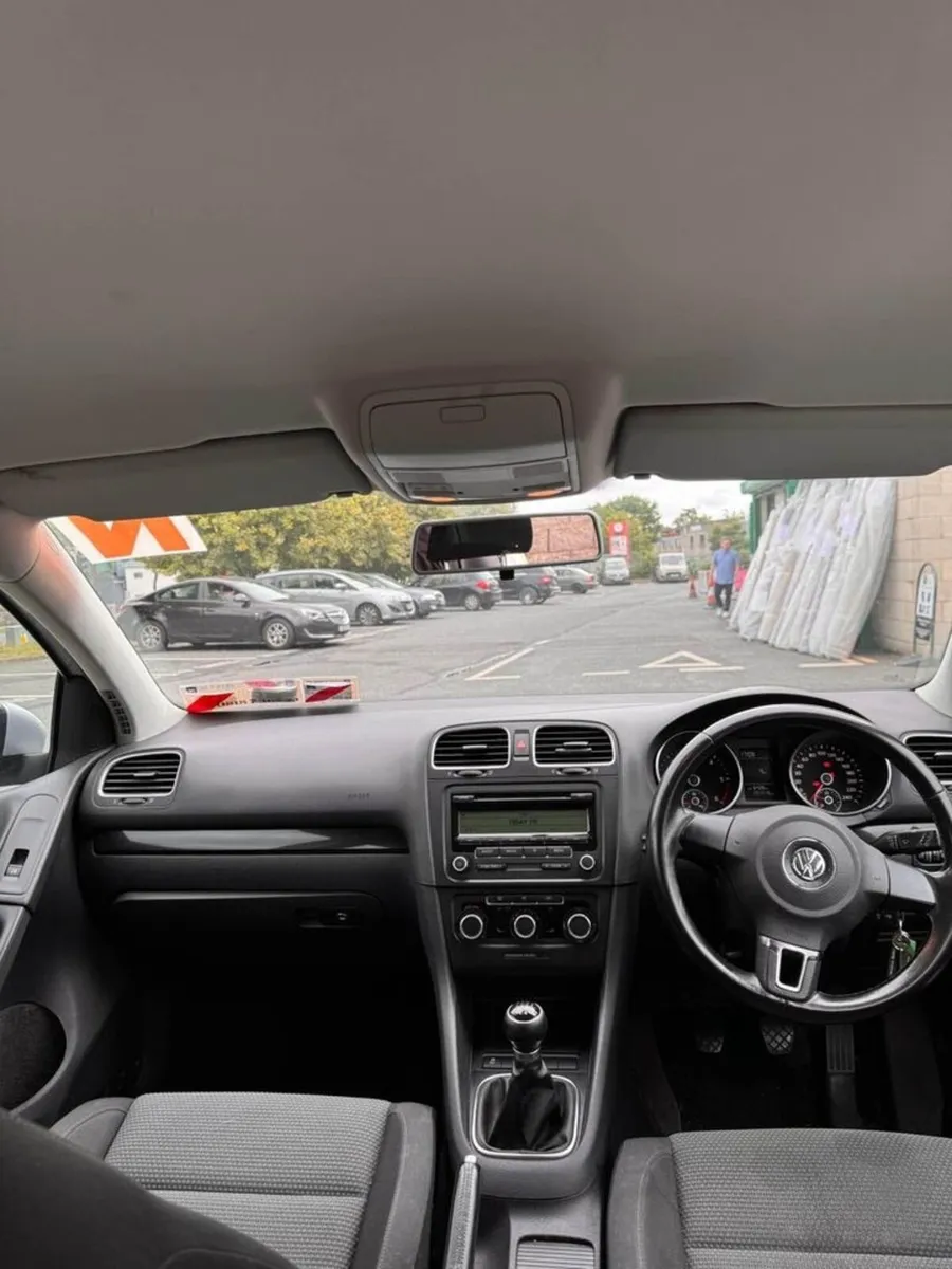 Volkswagen Golf 2011 1.6 TDI - Image 3