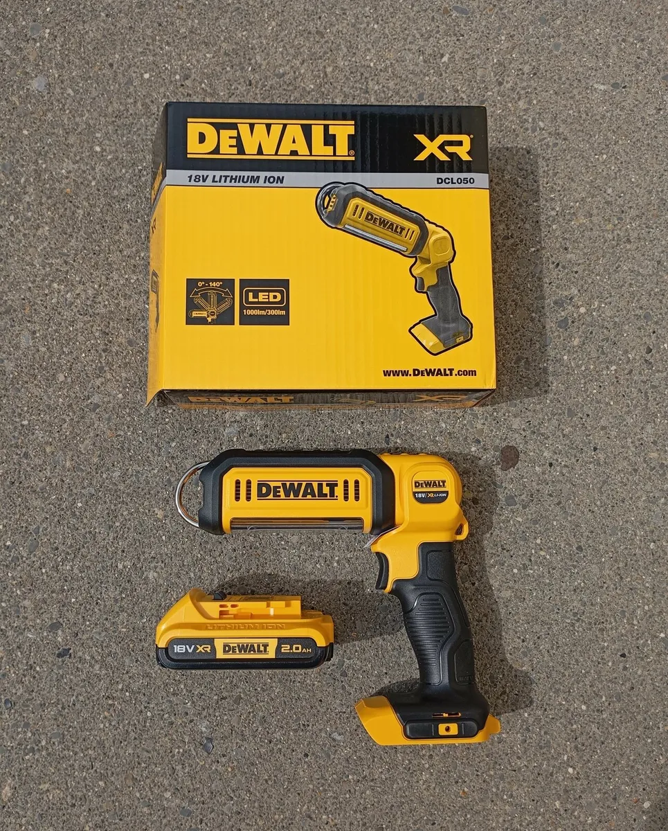 DeWalt LED Torch and Battery (New) - Image 1
