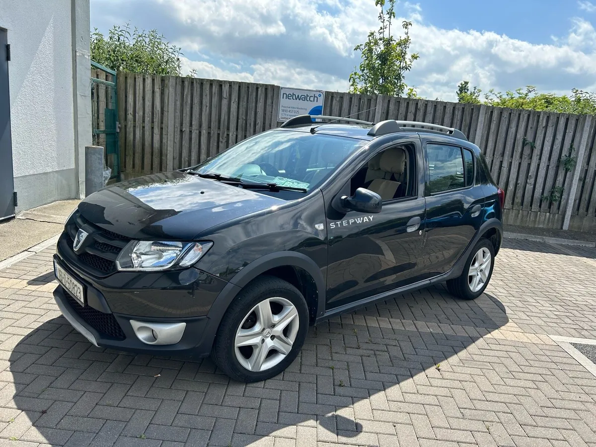 Dacia Sandero 2016 nct 01/26 - Image 3