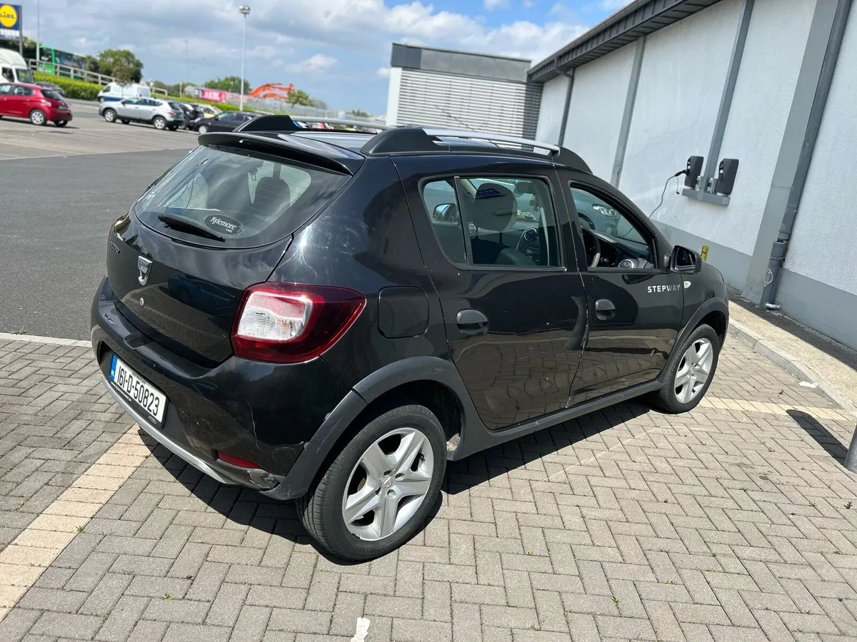 Dacia Sandero 2016 nct 01/26 - Image 4