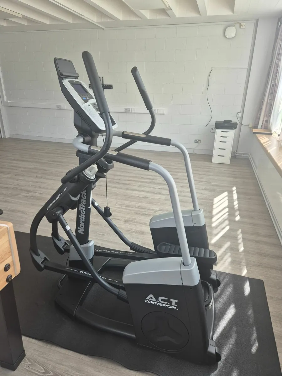 Nordic Track Commercial Elliptical Cross Trainer - Image 2