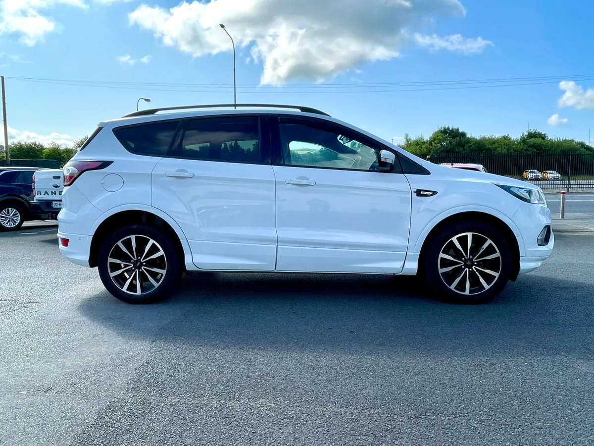 Ford Kuga ST-Line 1.5TDCi Automatic - Image 2
