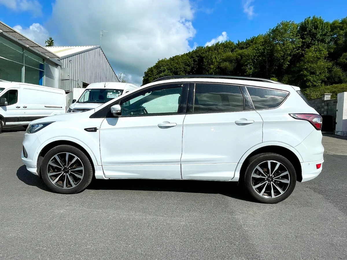 Ford Kuga ST-Line 1.5TDCi Automatic - Image 4