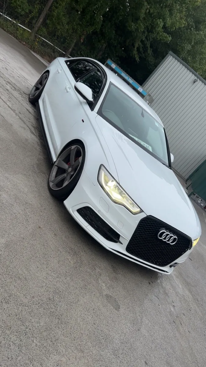 Audi A6 - Image 1