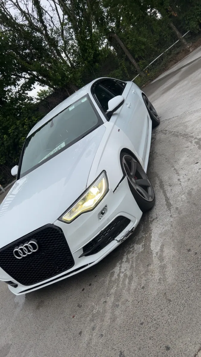Audi A6 - Image 2