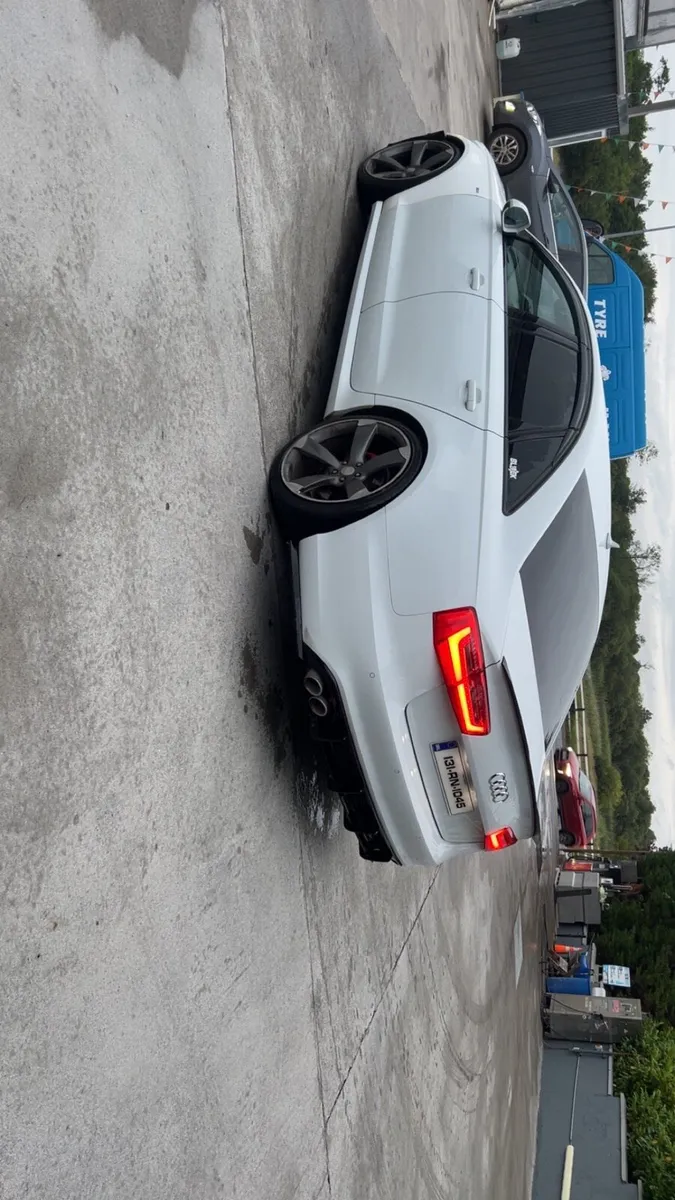 Audi A6 - Image 4