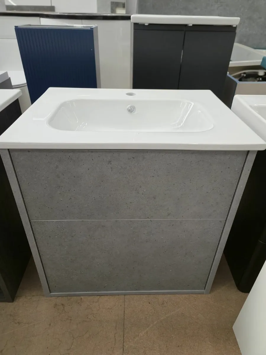 600mm Wall Hung Grey Vanity