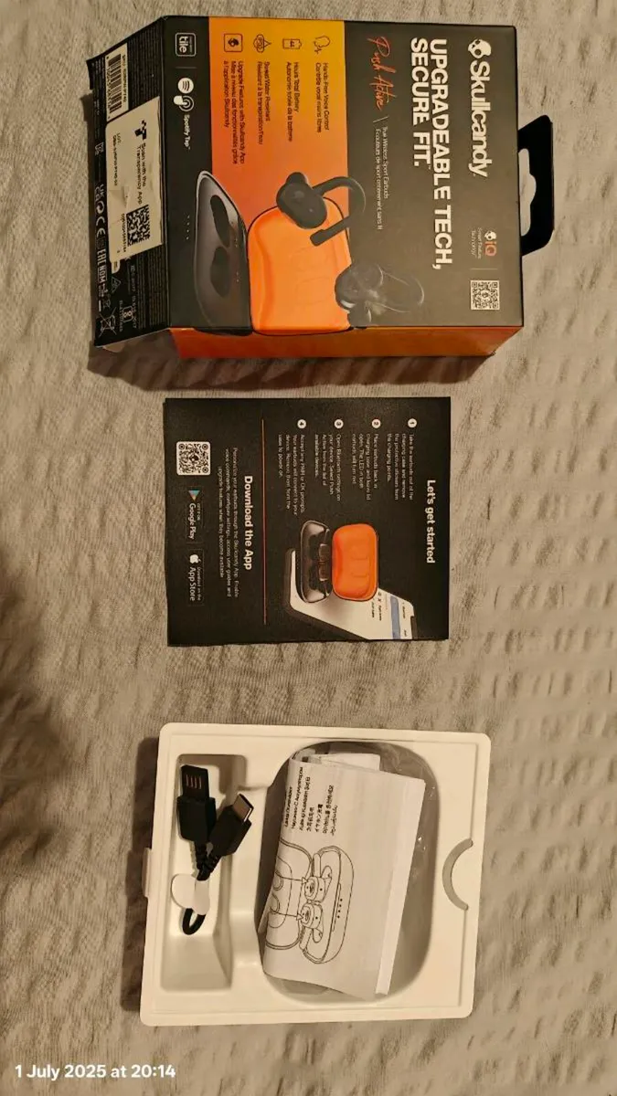 Skull candy push active ear buds - Image 1