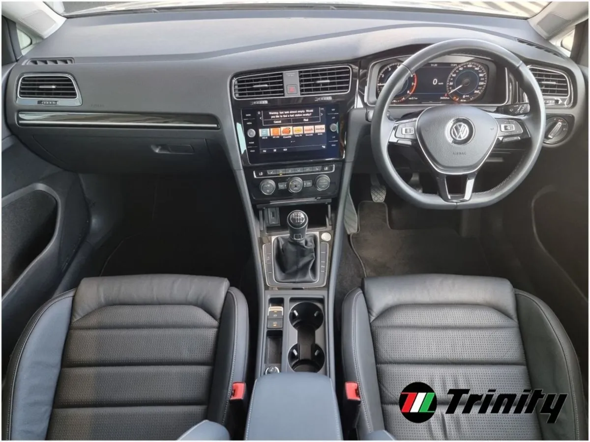 Volkswagen Golf Highline 1.0 TSI 115HP Stunning S - Image 2