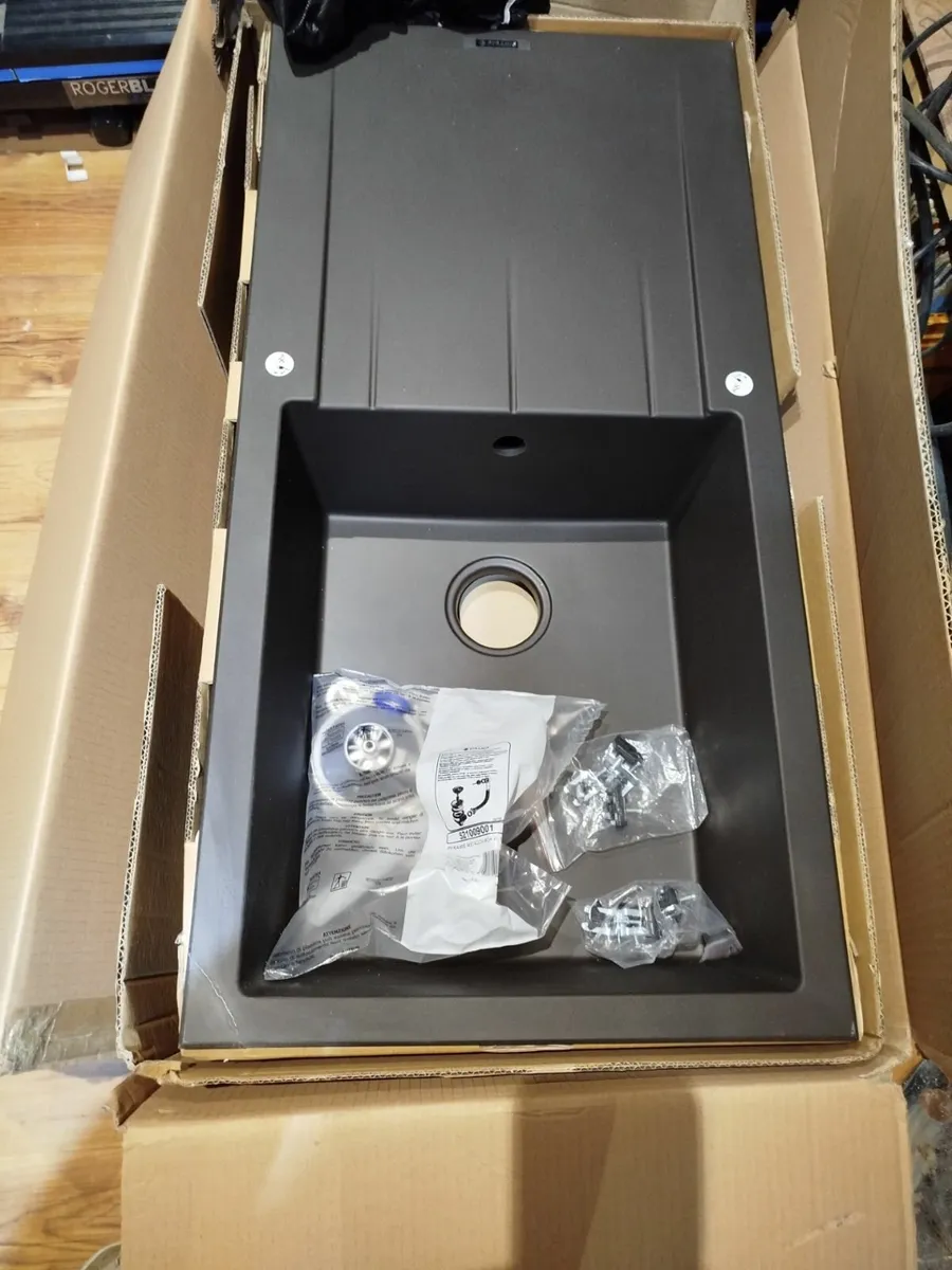 Pyramis Alazia composite black single bowl sink - Image 4