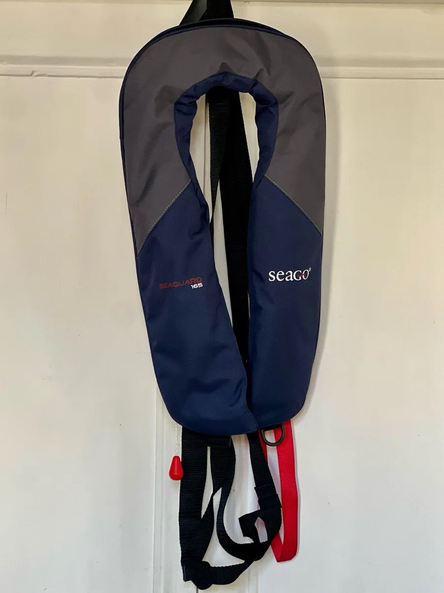 Lifejackets - Image 3
