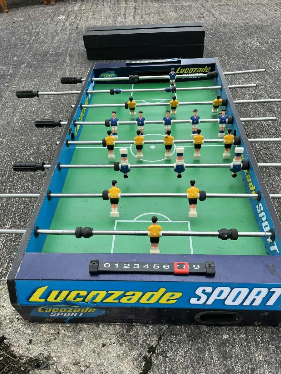 Rare Lucozade sport football table! - Image 1