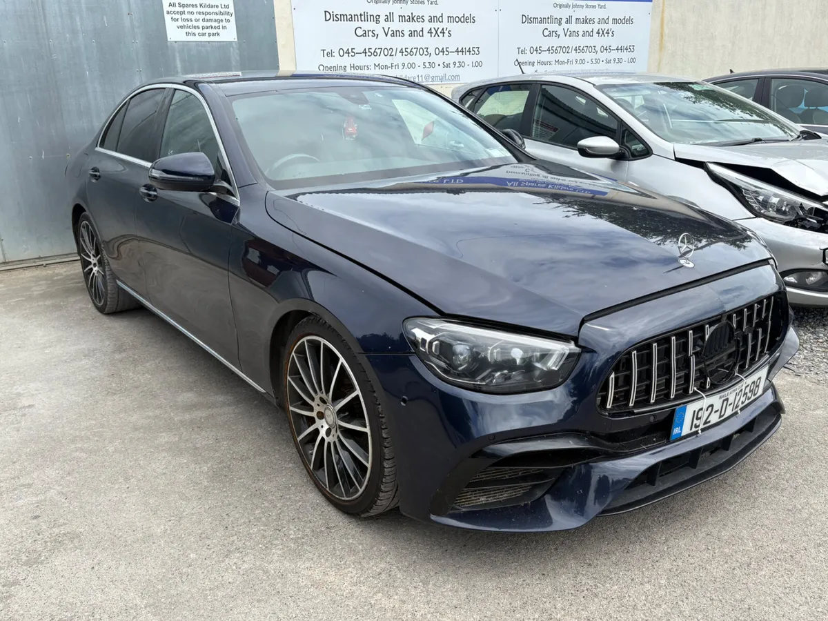 2019 Mercedes E-Class Automatic - Image 2