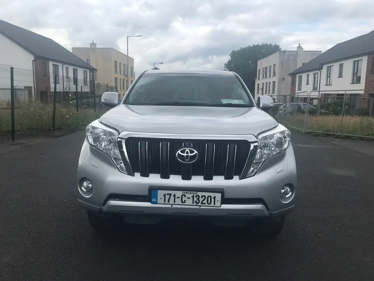 Toyota landcruiser - Image 4