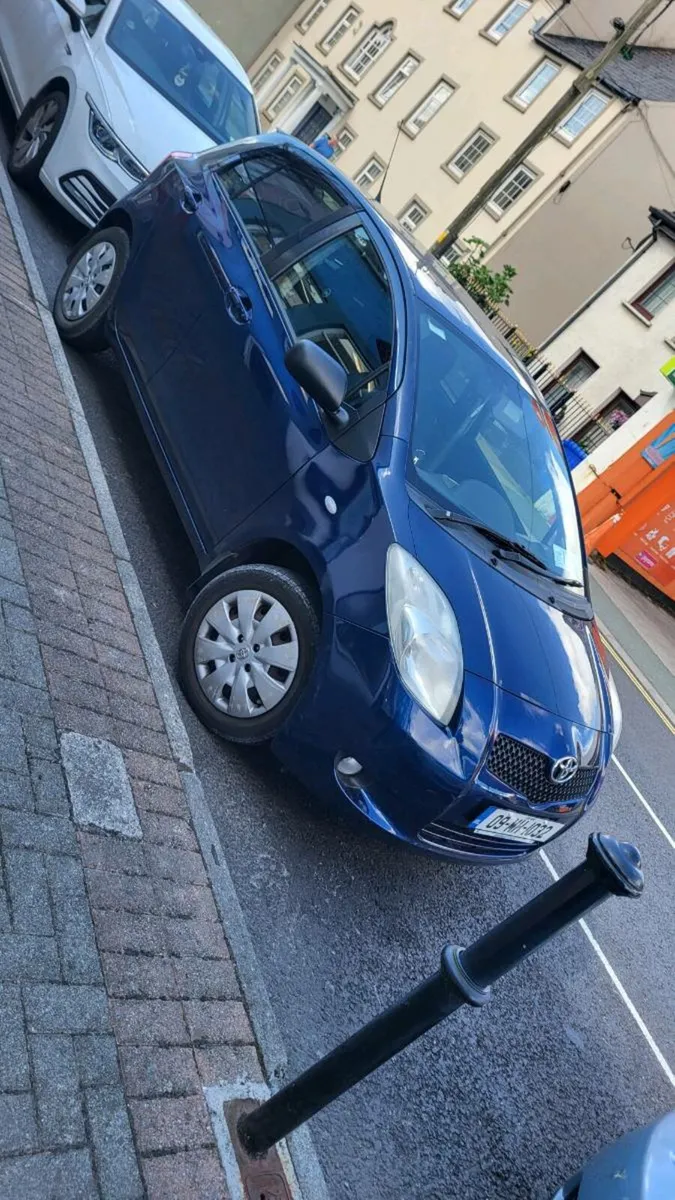 Toyota yaris luna 09 - Image 2