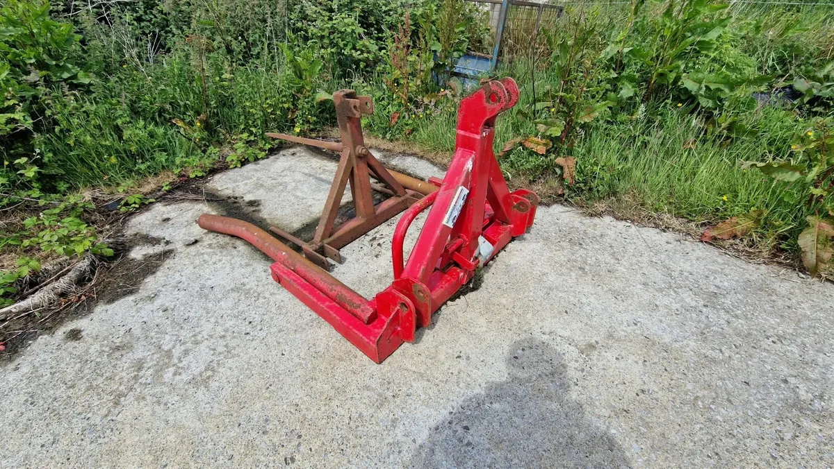 Ifor williams plant trailer & bale handlers. - Image 3