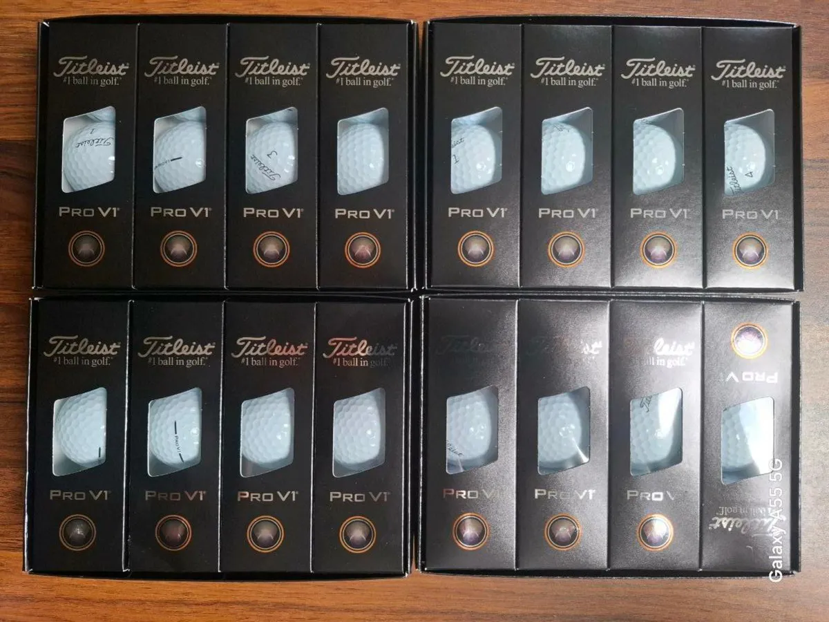 TITLEIST PRO V1