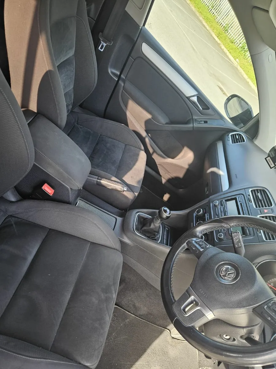 2011 VW Golf 1.6tdi Highline (New NCT) - Image 4