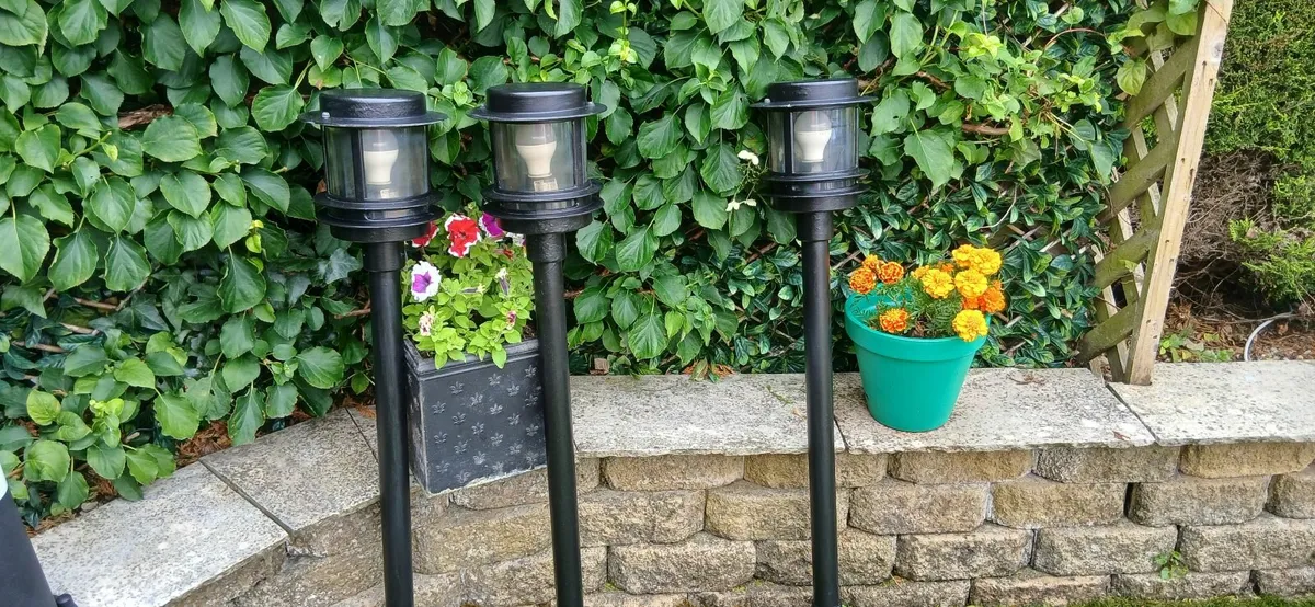 Garden Lanterns - Image 1