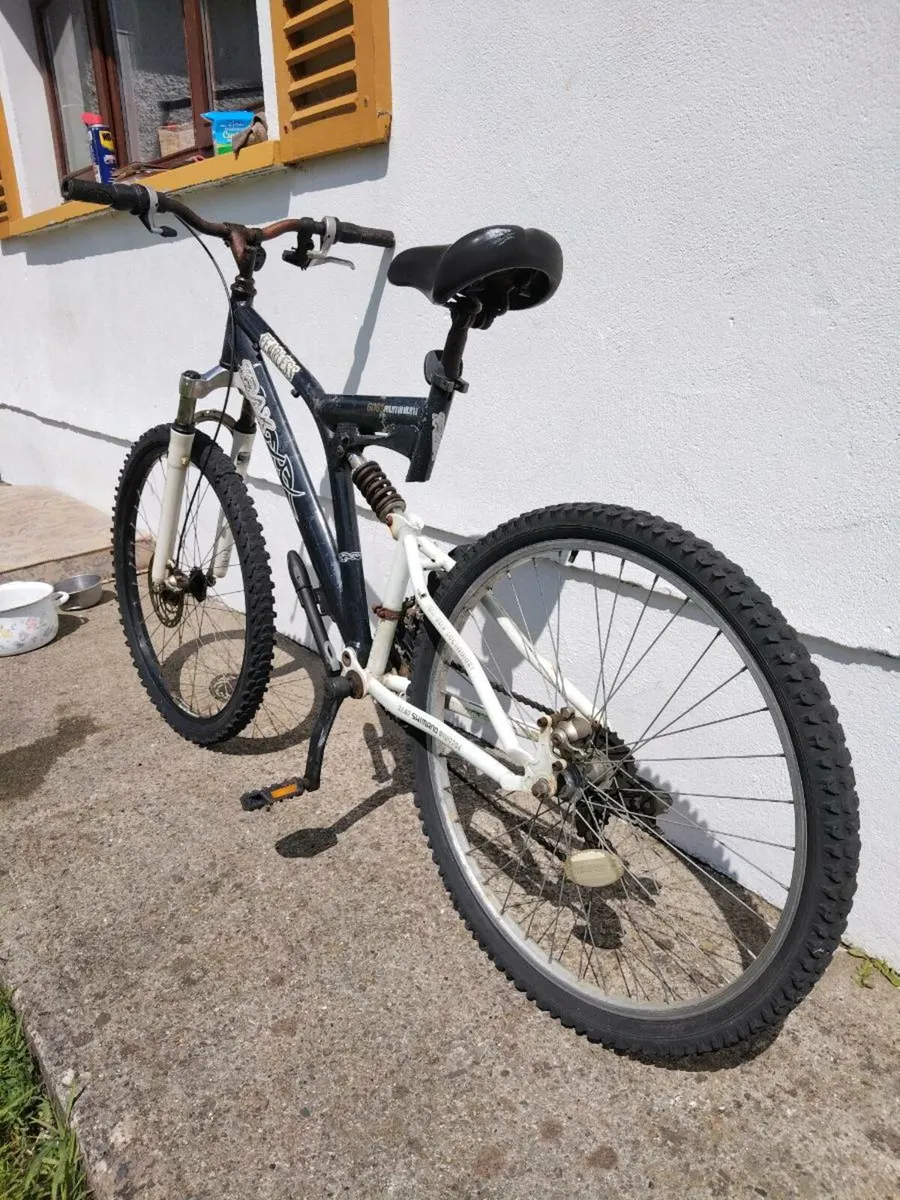 Mountain Bike - Image 2