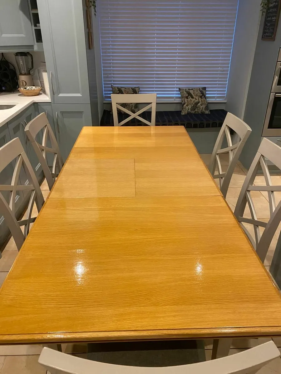 dining table - 6 chairs- extendable - Image 4