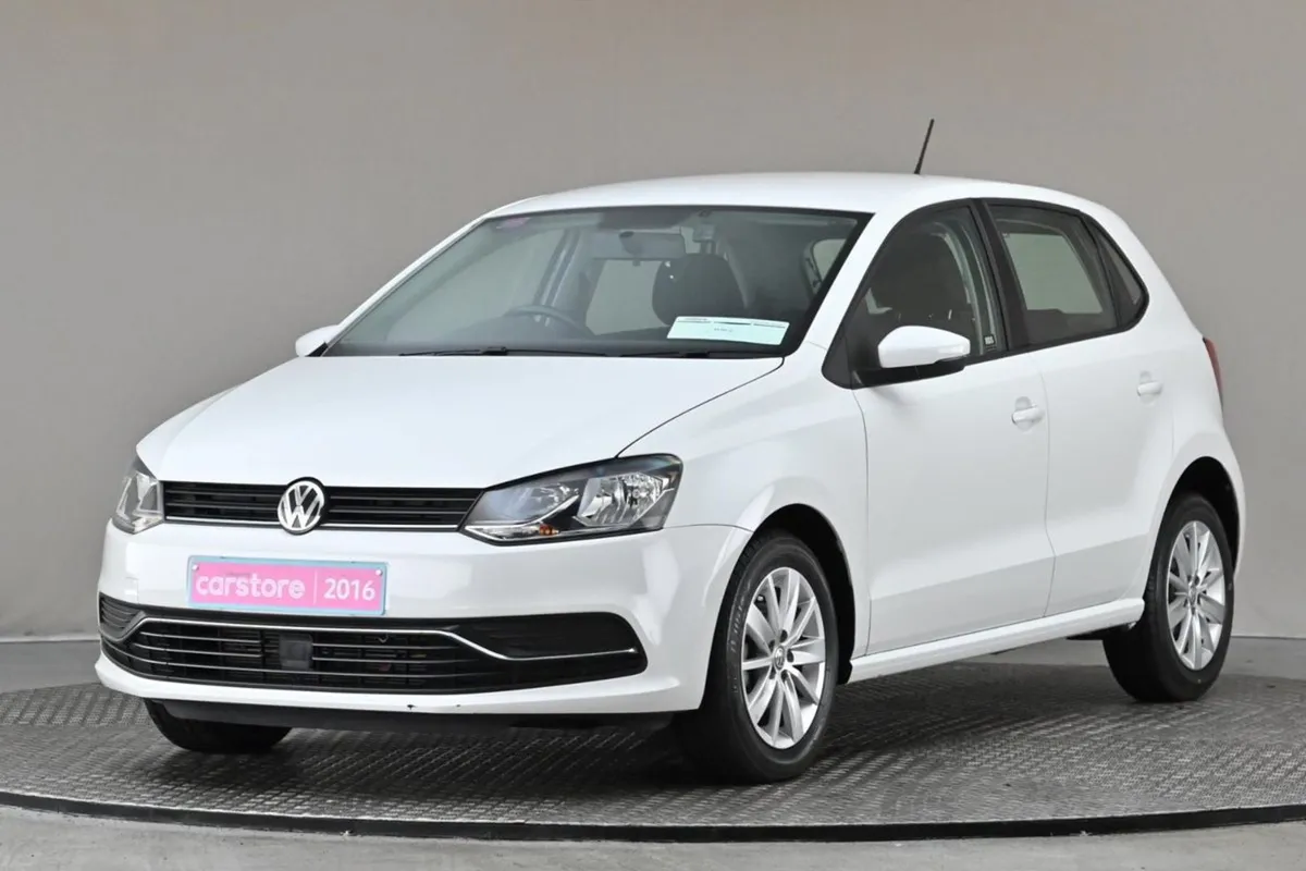 Volkswagen Polo 1.2 TSI DSG Trendline  very Low M - Image 3