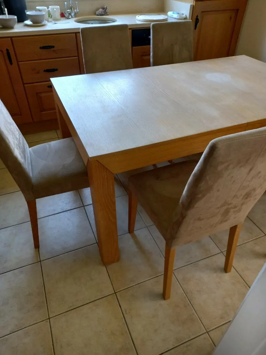 Table & 6 Chairs - Image 4