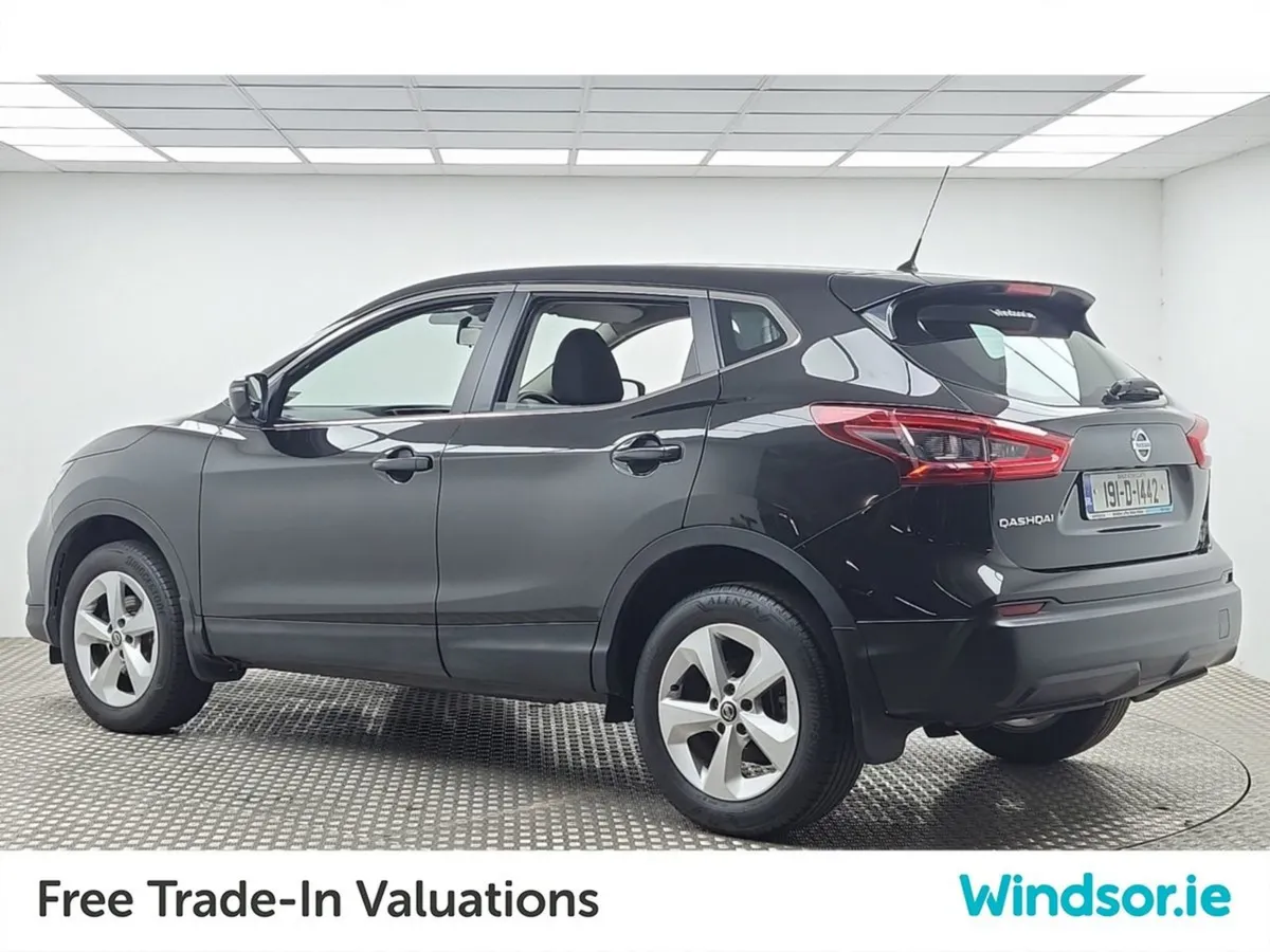 Nissan QASHQAI 1.2 PET XE - Image 3