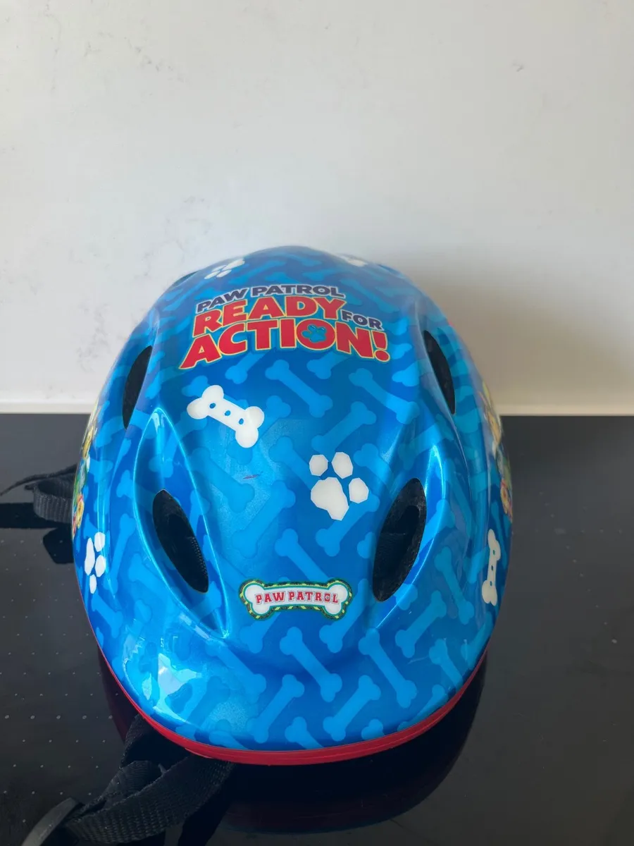 Paw patrol helmet. - Image 2
