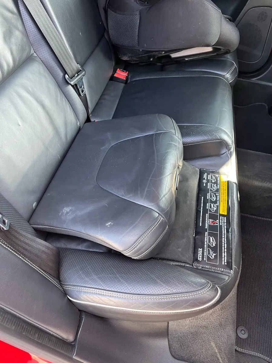 Volvo XC60 - Image 4