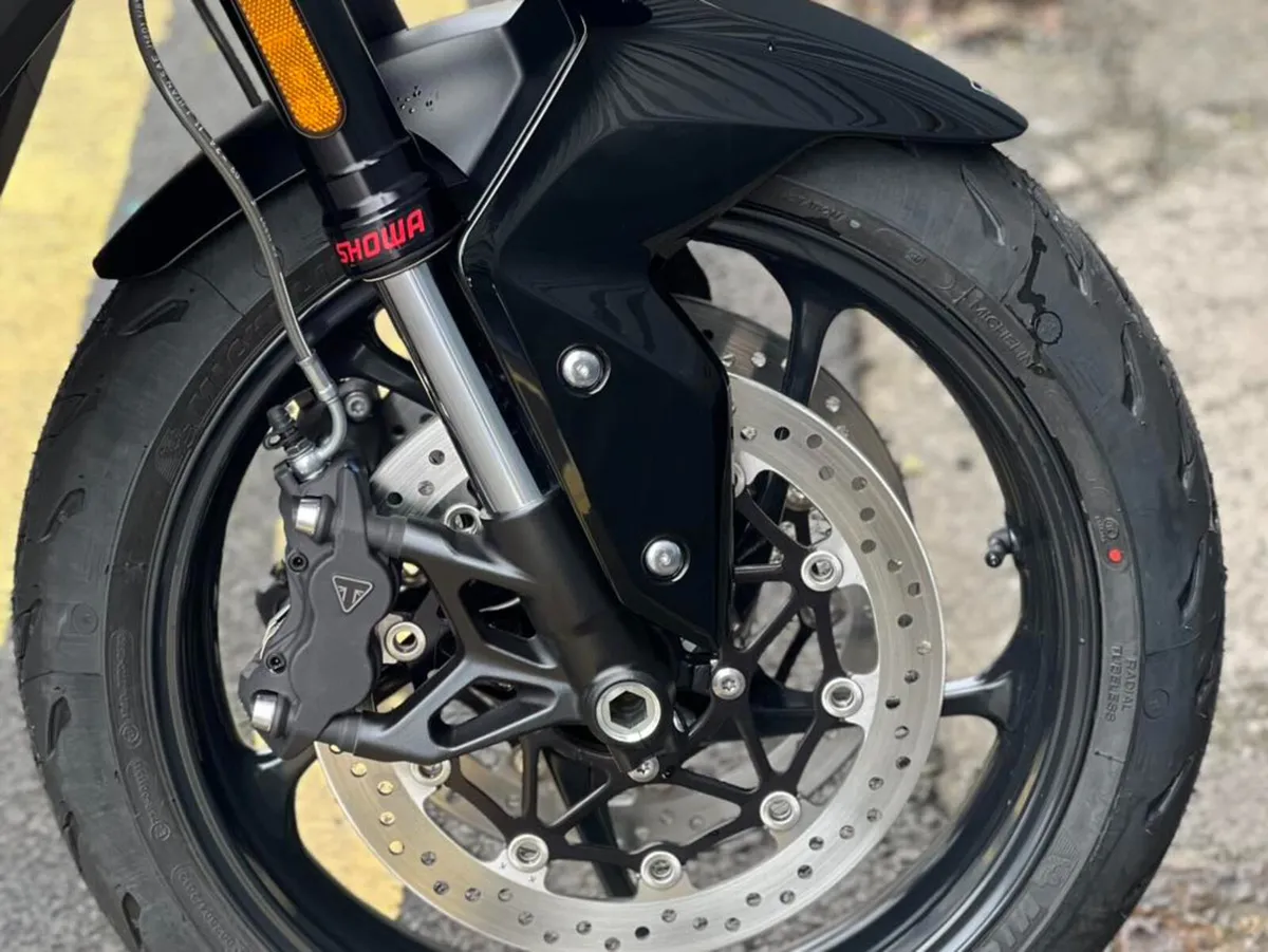 Pre-Reg 2025 Triumph Tiger Sport 800 - Image 4