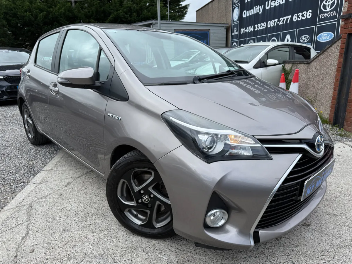 2015 Toyota Yaris  1.5 ICON CVT AUTO - Image 1