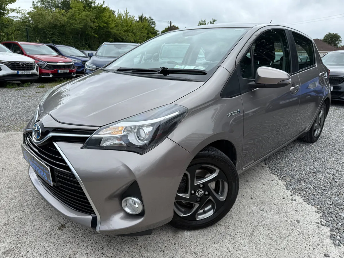 2015 Toyota Yaris  1.5 ICON CVT AUTO - Image 2