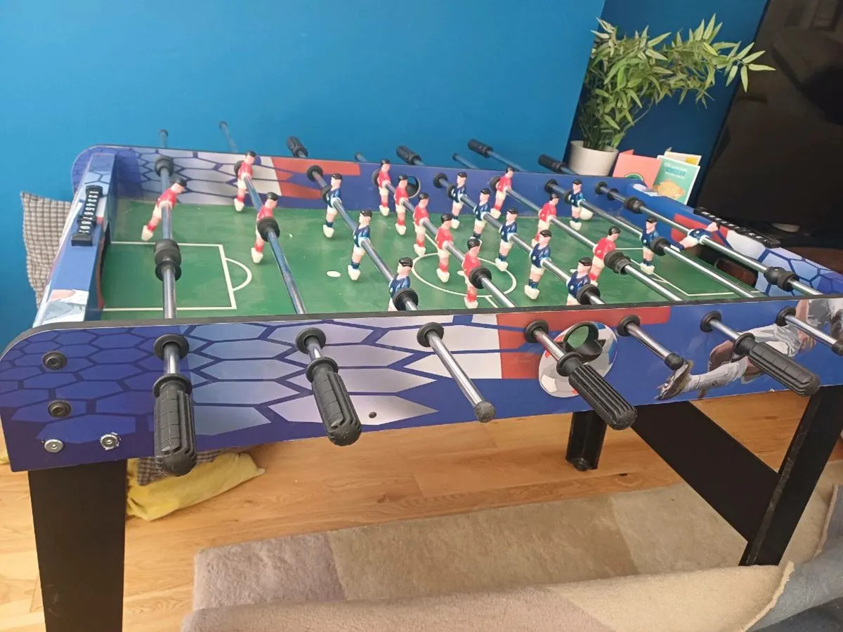Football table - Image 1