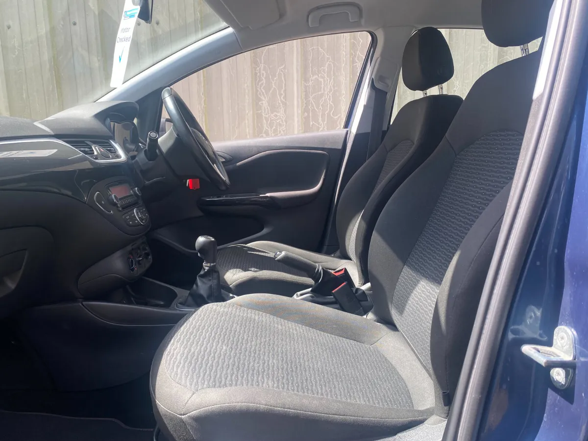 Opel Corsa 2017///VERY LOW MILEAGE ///FINANCE// - Image 4