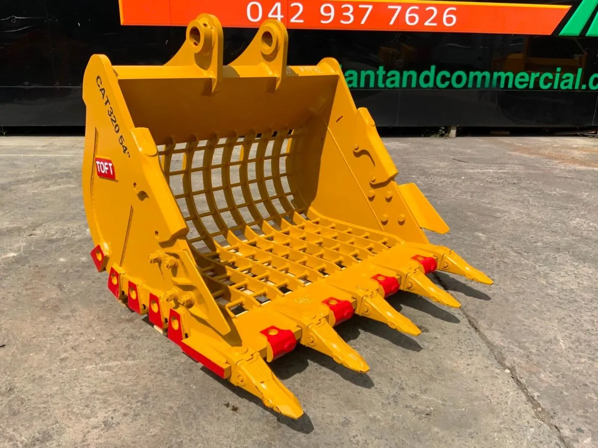 60" SKELETAL / RIDDLE BUCKET....80mm PINS....1972. - Image 3