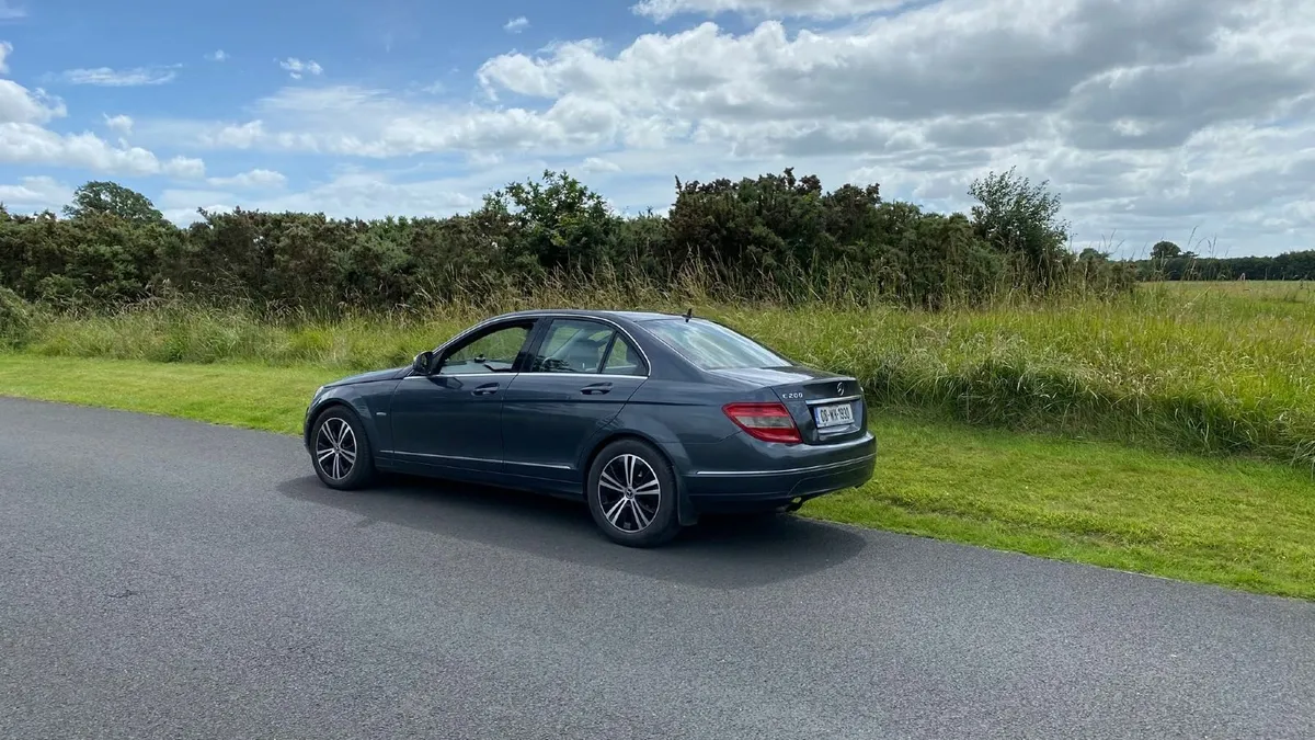 🚀 Quick Sale 🚀 Mercedes Benz Automatic Diesel - Image 1