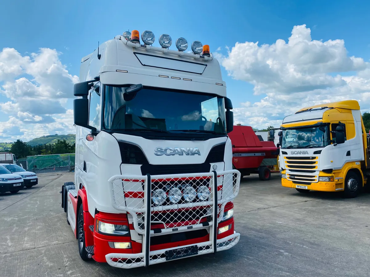 2019 Scania S650 6x2 LHD Twin wheel Tag - Image 3