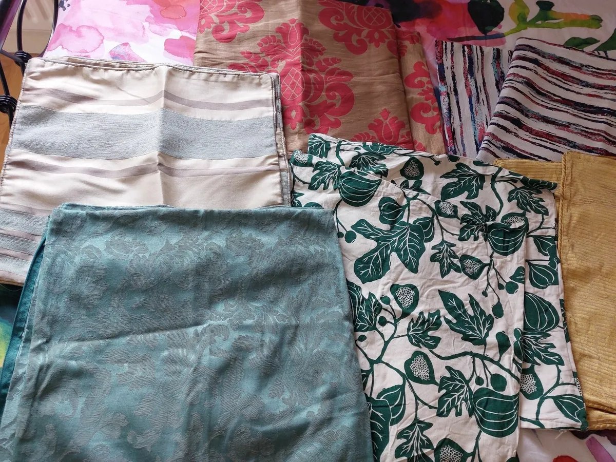 Bundle of cushion covers - Image 3